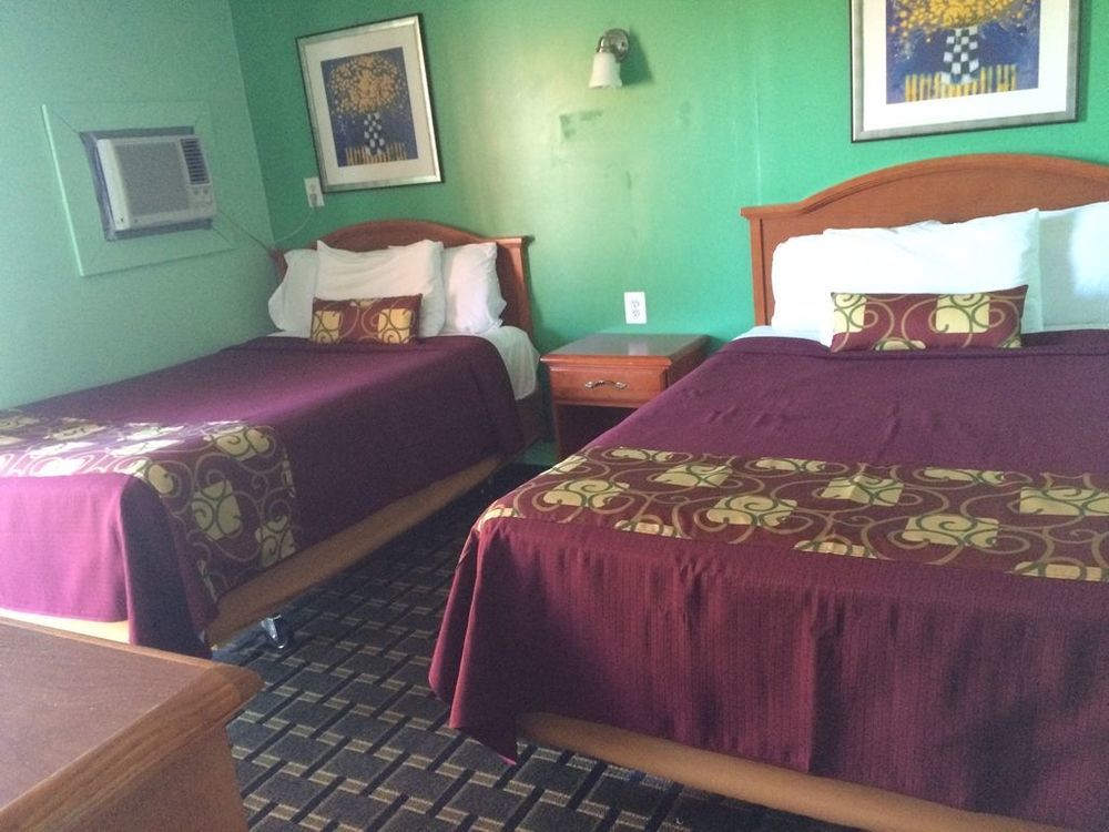 Sleep-Ees Inn, Saginaw & Frankenmuth Rum bild